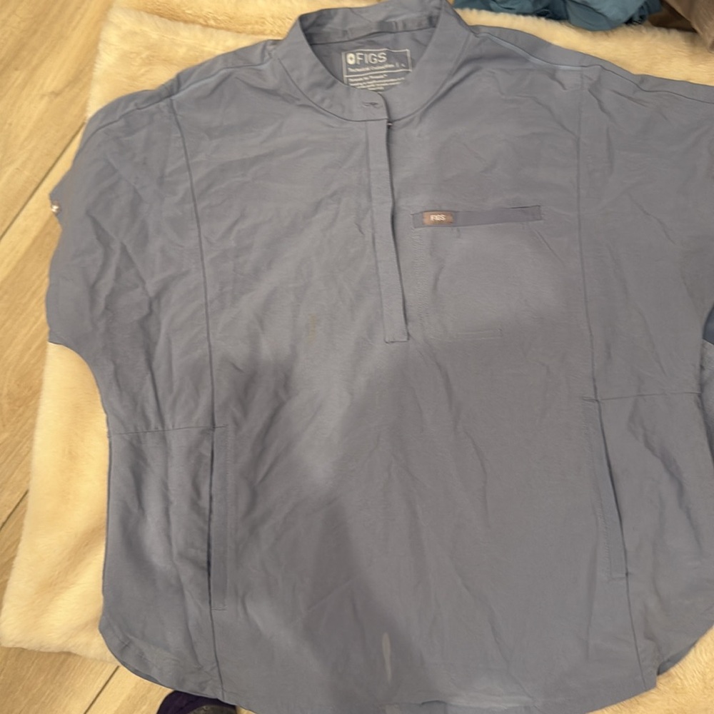 Figs Uniform! Large Tops and XL Bottoms - Picture 2 of 4